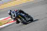 donington-no-limits-trackday;donington-park-photographs;donington-trackday-photographs;no-limits-trackdays;peter-wileman-photography;trackday-digital-images;trackday-photos